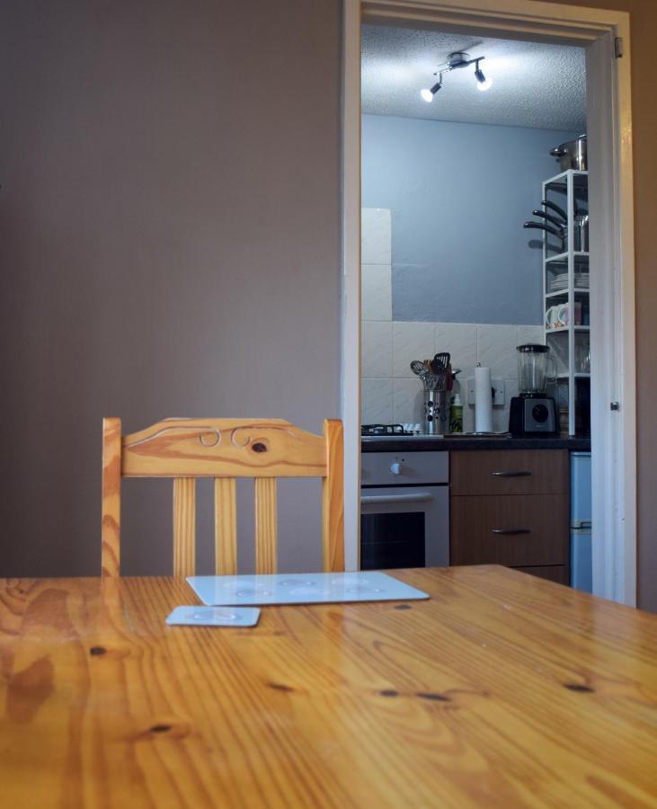 Апартаменты Sw19 - Quiet Split-level 2-bedroom Maisonette With Garden